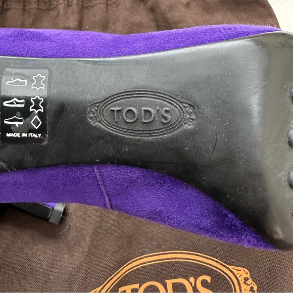 Tod’s Purple Suede Heels